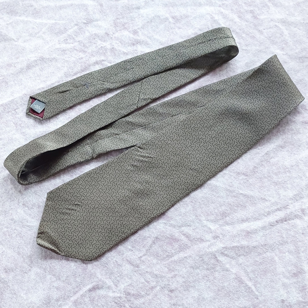 Vintage Zylos Silk Elegant Patterned Mens Tie